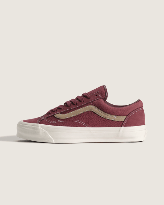 Premium Old Skool Shoe in Port Royale Red | Vans outlet