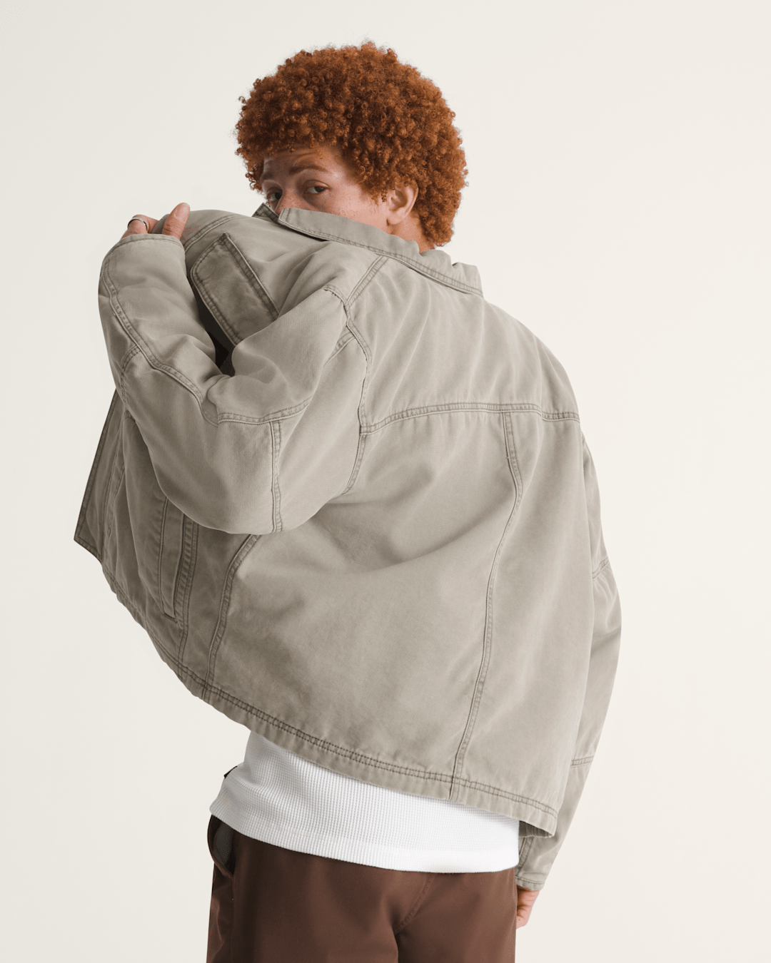Umber Pigment Canvas Jacket in Aluminum Grey | Vans online