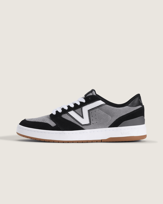 Lowland 2.0 Shoe in Black / Grey | Vans discount