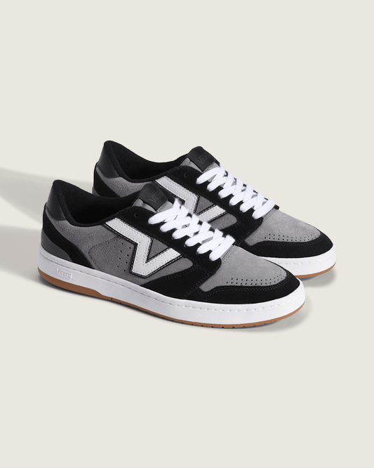 Lowland 2.0 Shoe in Black / Grey | Vans discount