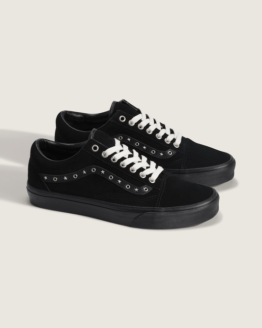 Old Skool Shoe in Black | Vans outlet