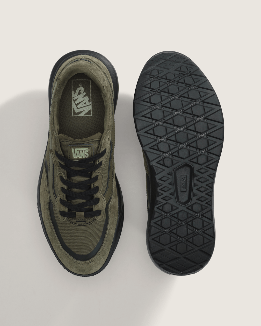 UltraRange 2.0 Shoe in Mossy Olive / Black | Vans on sale