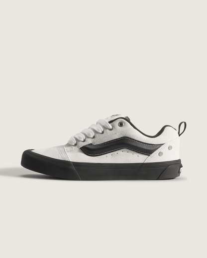 Knu Skool Shoe in White | Vans outlet