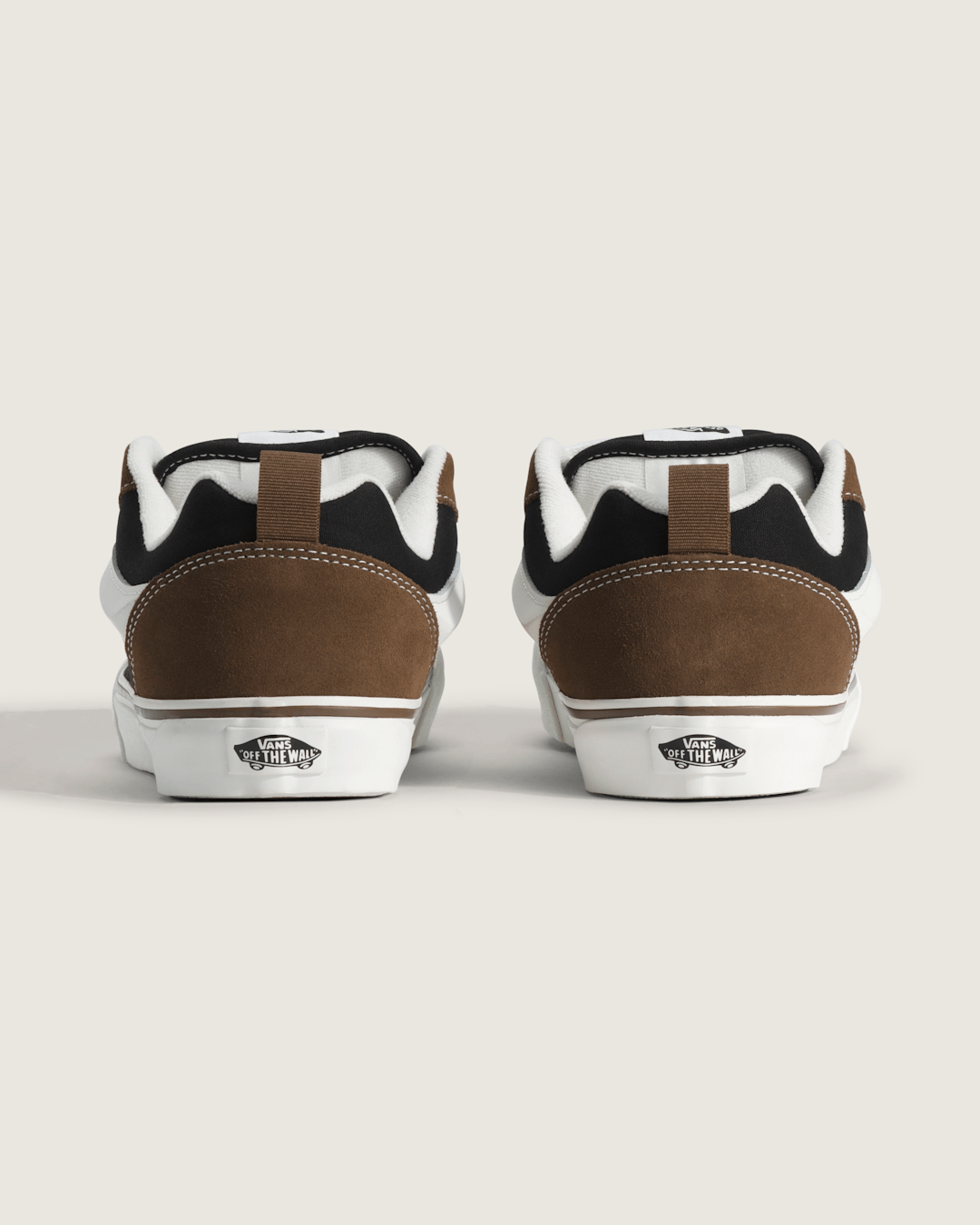 Knu Skool Shoe in Black / Brown | Vans online