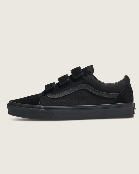 Old Skool V Shoe in Triple Black | Vans on sale