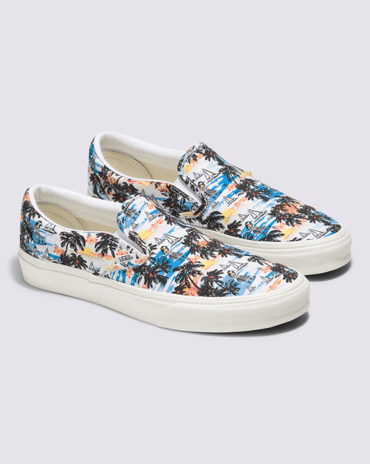 Customs Classic Slip-On Shoe in Customs | Vans online
