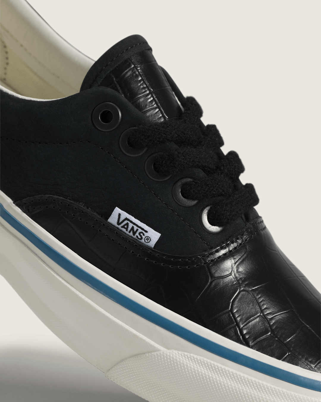 OTW Era 95 Vibram in Black | Vans sale