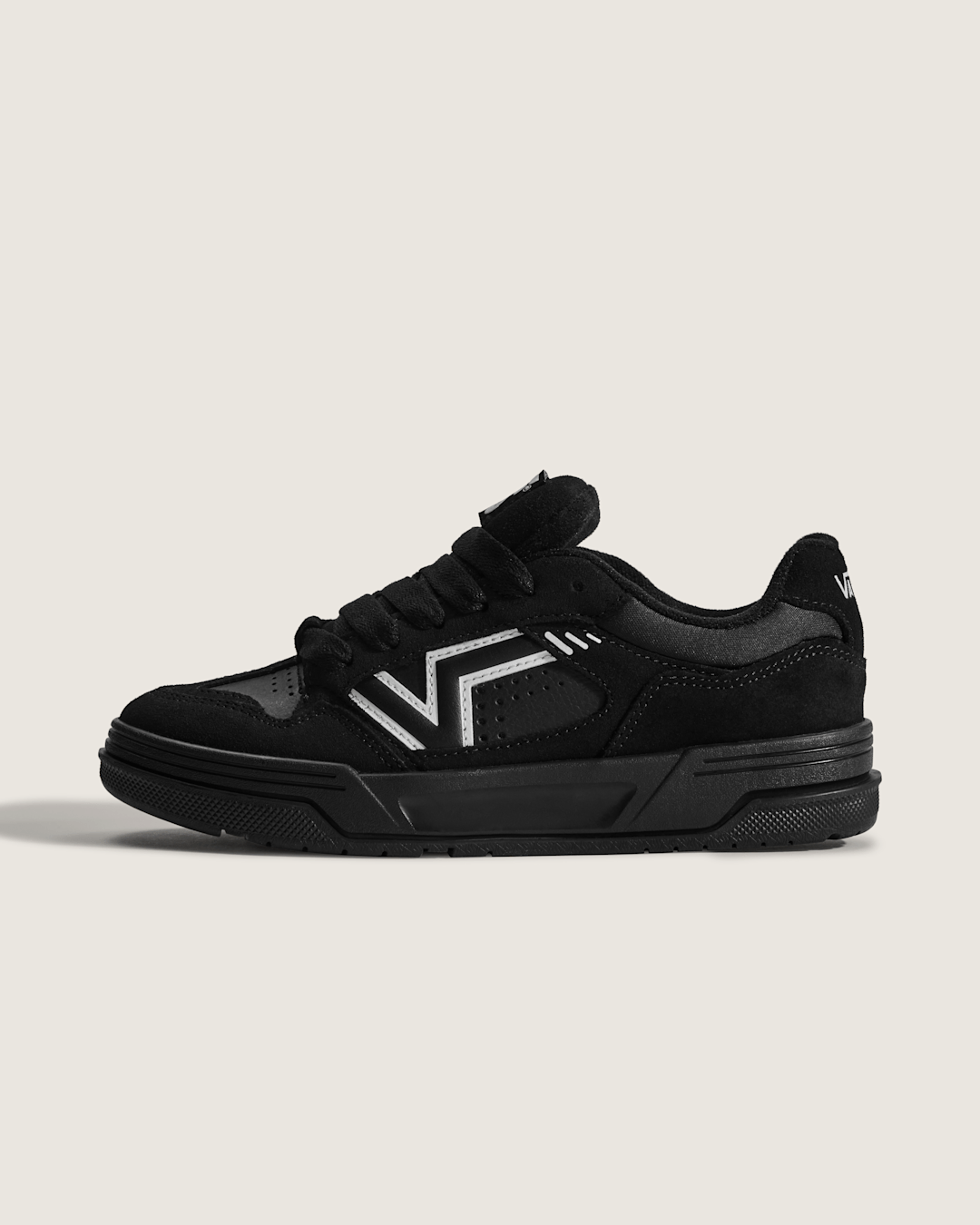 Upland Shoe in Black / White | Vans discount