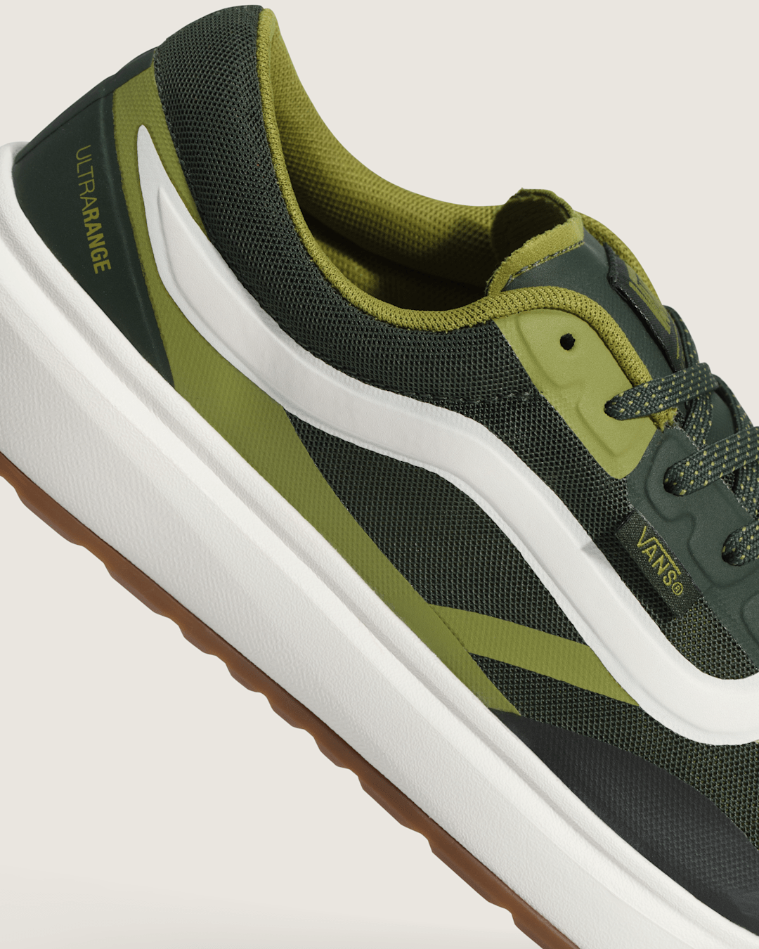UltraRange 2.0 Shoe in Kelp Green / Marshmallow White | Vans outlet