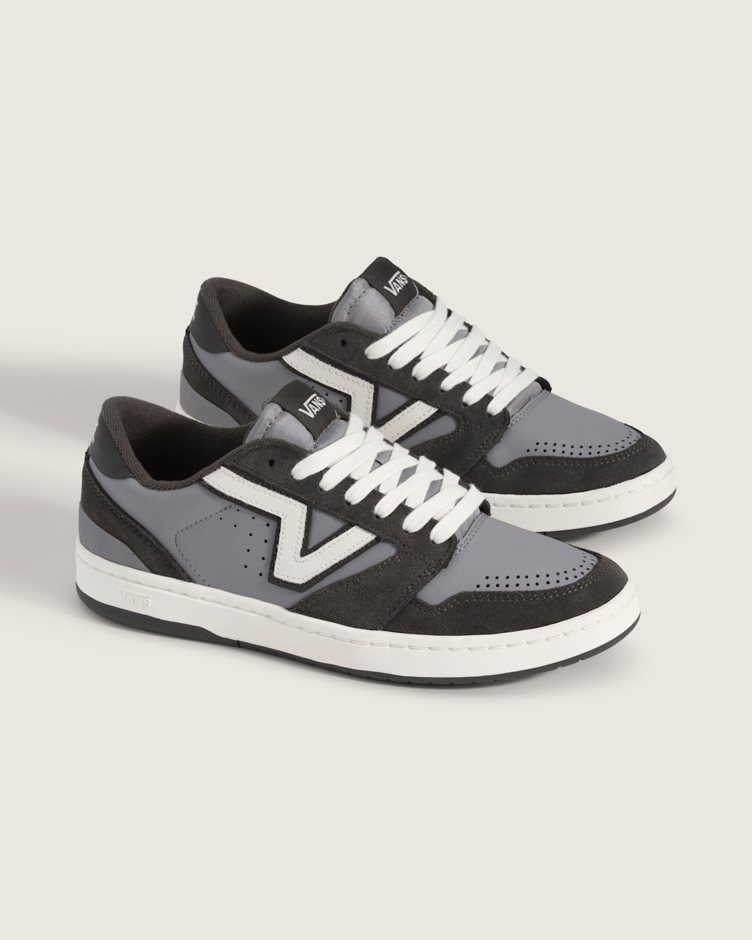 Lowland 2.0 Shoe in Dark Grey | Vans online