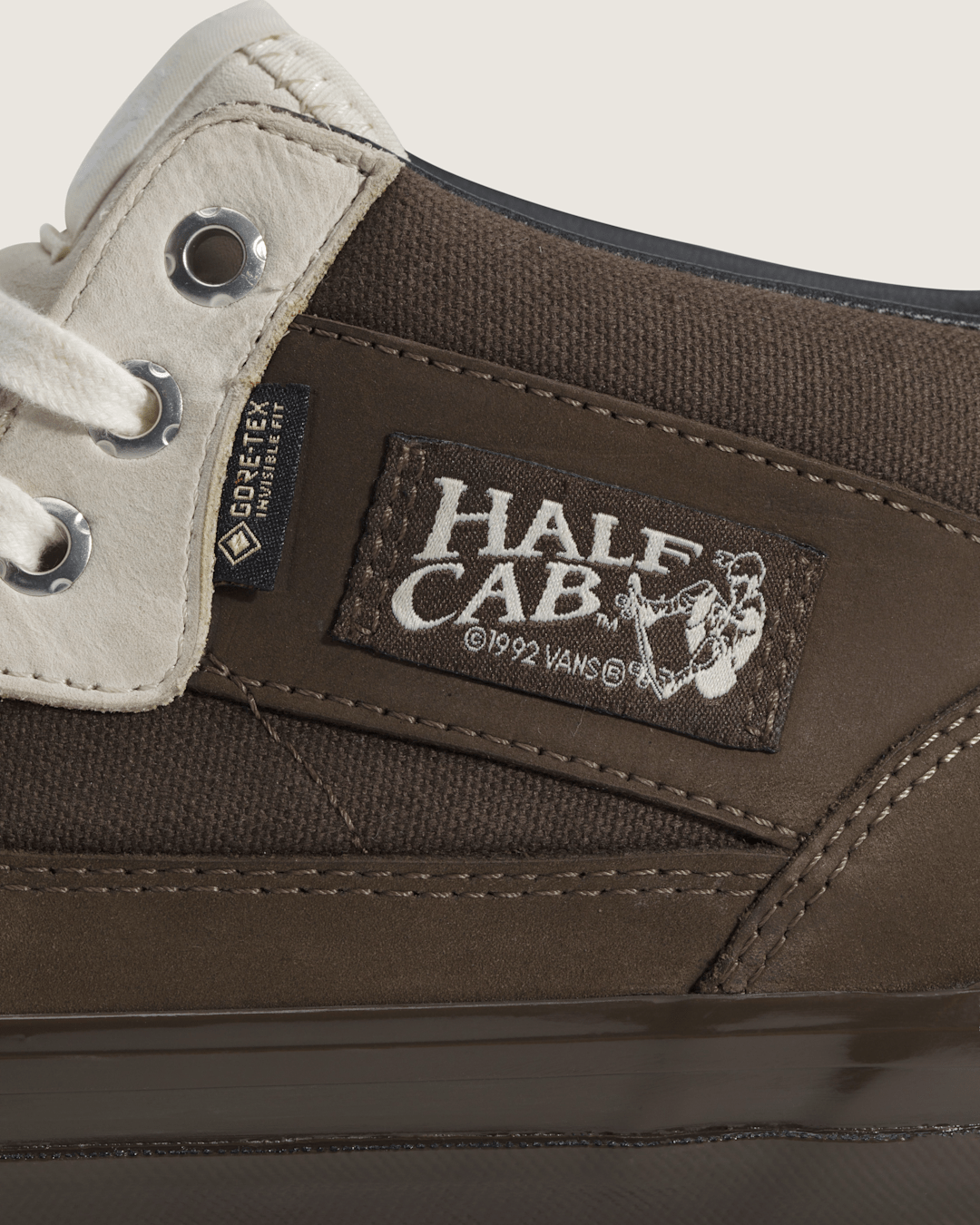 Premium Half Cab 33 GORE-TEX Shoe in Coal Brown | Vans online
