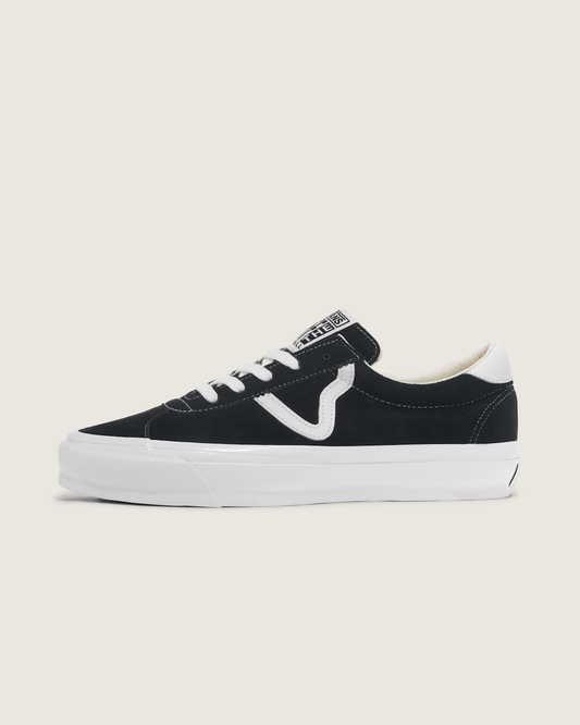 Premium Sport 73 Shoe in Black | Vans outlet
