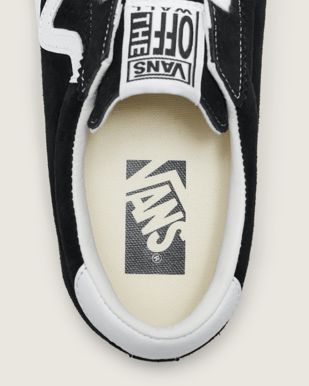 Premium Sport 73 Shoe in Black | Vans outlet