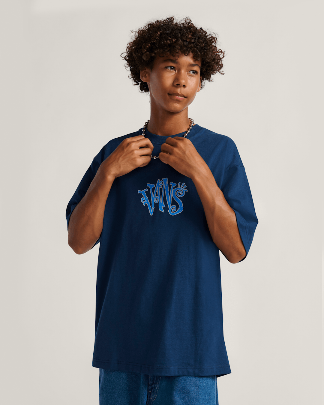Bromeo T-Shirt in Navy Blue | Vans on sale