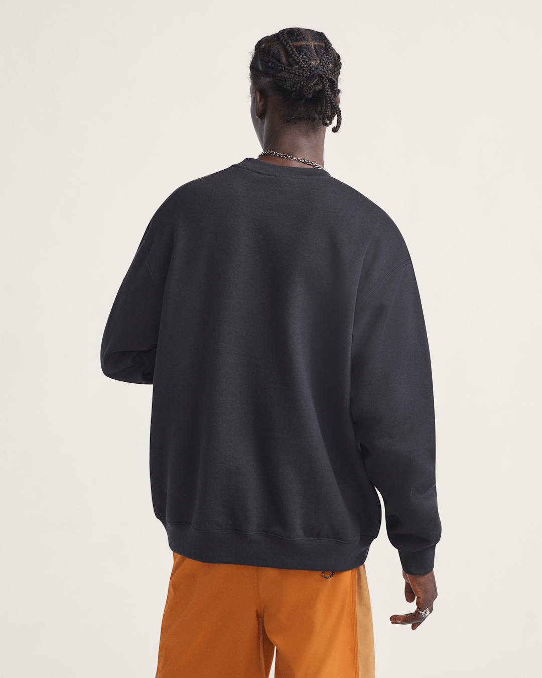 Classic Oval Crew Sweatshirt in Black | Vans discount