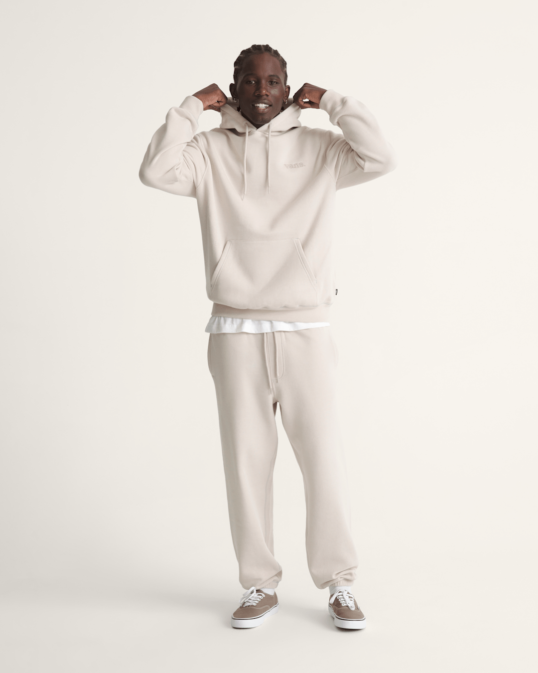 Vans 66 Pullover Sweatshirt in Taupe Mist Grey | Vans online