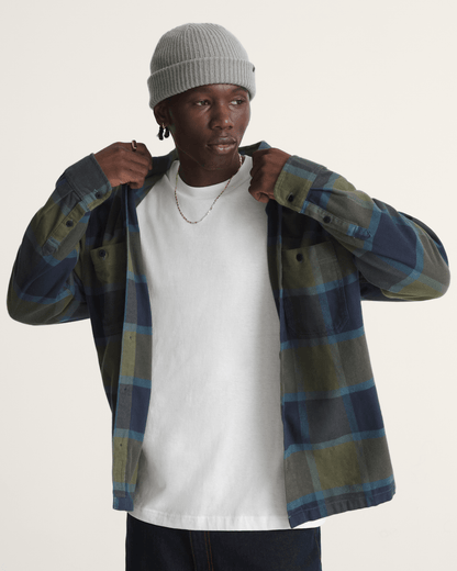 Larkspur Plaid Flannel Shirt in Grape Leaf Green / Parisian Night Blue | Vans online
