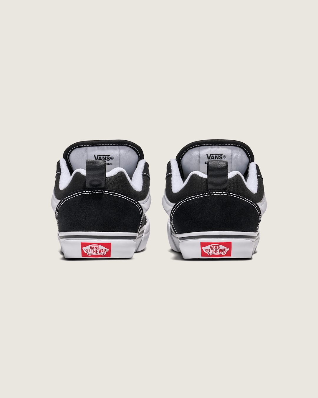Big Kids Knu Skool Shoe in Black / True White | Vans outlet