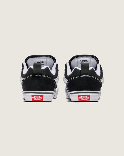 Big Kids Knu Skool Shoe in Black / True White | Vans outlet