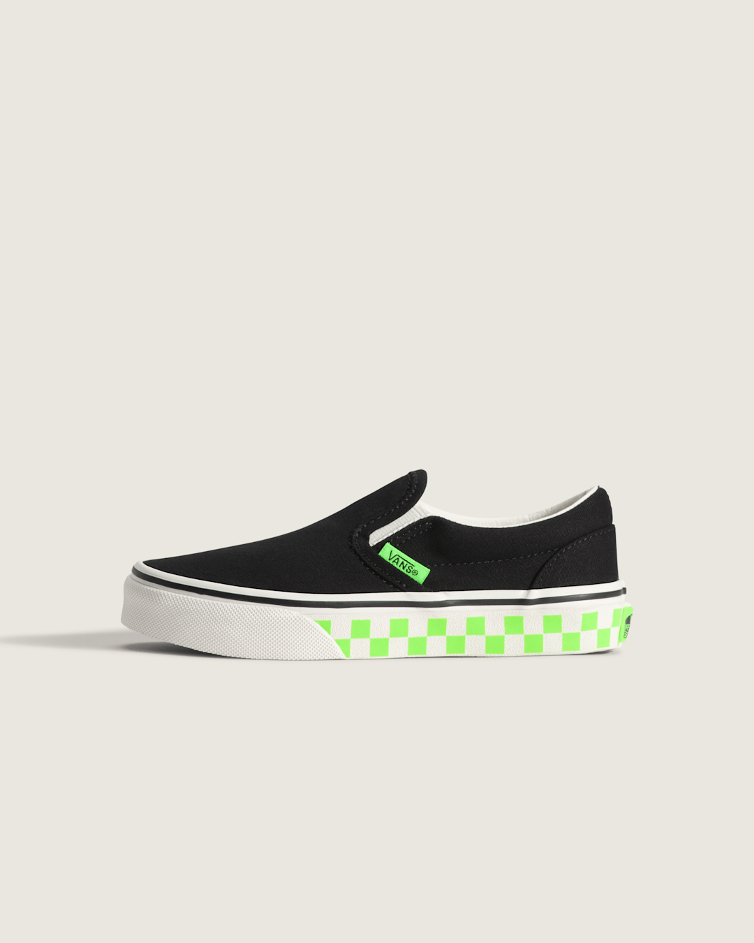 Little Kids Classic Slip-On Shoe in Glow-in-the-Dark Black / Green Gecko | Vans outlet