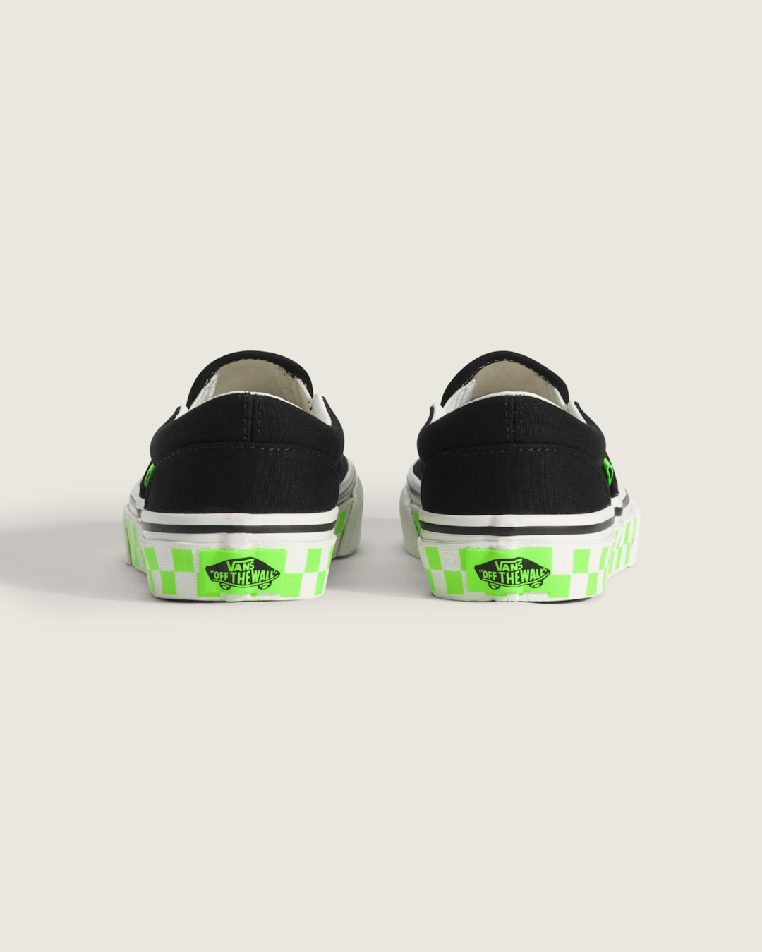 Little Kids Classic Slip-On Shoe in Glow-in-the-Dark Black / Green Gecko | Vans outlet