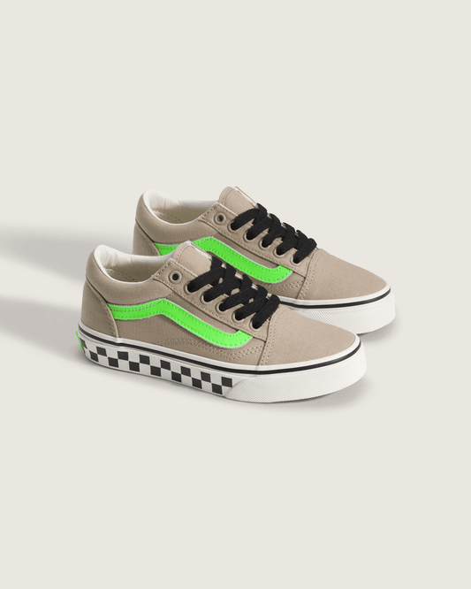 Little Kids Old Skool Shoe in Glow-in-the-Dark Black / Bay Leaf Green | Vans near me