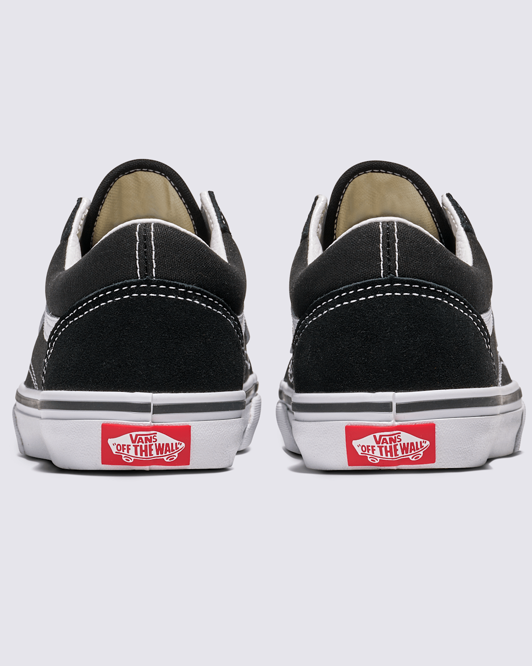 Big Kids Old Skool Shoe in Black / White | Vans online