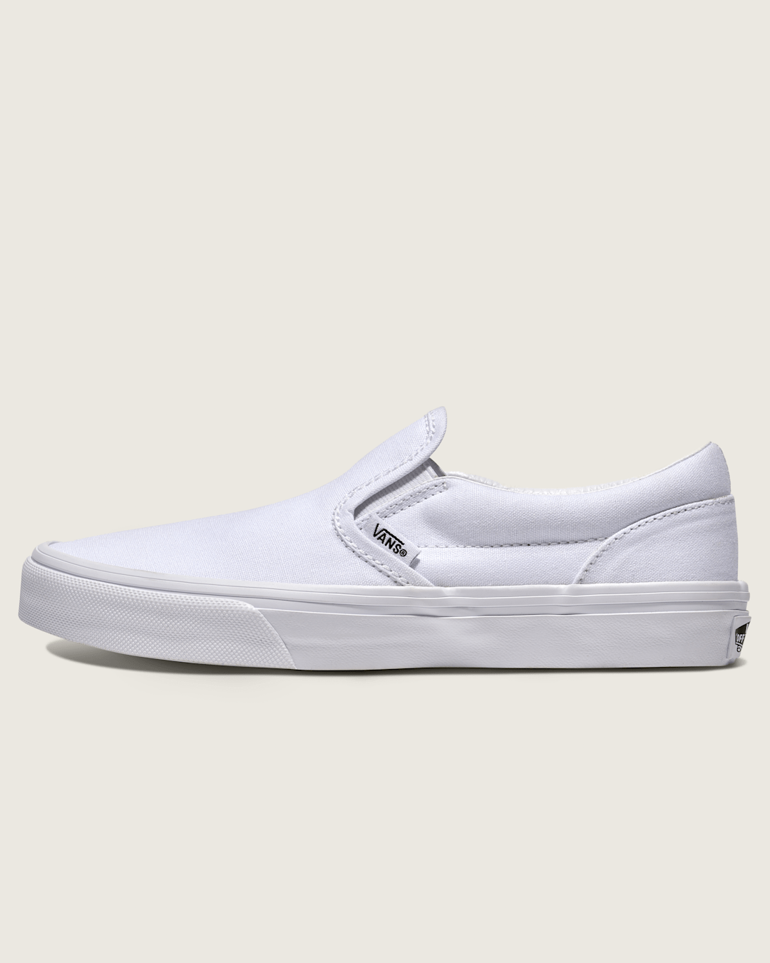 Big Kids Classic Slip-On Shoe in True White | Vans online