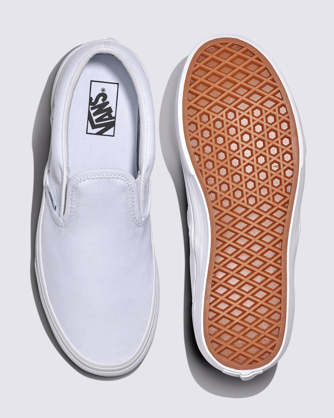 Big Kids Classic Slip-On Shoe in True White | Vans online