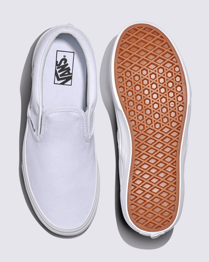 Big Kids Classic Slip-On Shoe in True White | Vans online