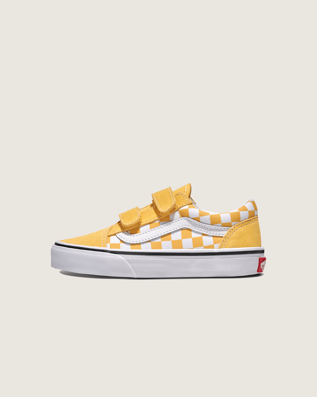 Big Kids Old Skool V Checkerboard Shoe in Banana Cream Yellow / White | Vans on sale