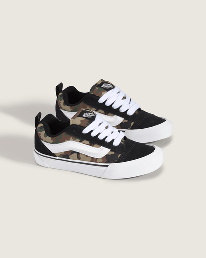 Big Kids Knu Skool Shoe in Camo Black / Green | Vans outlet