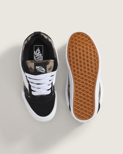 Big Kids Knu Skool Shoe in Camo Black / Green | Vans outlet