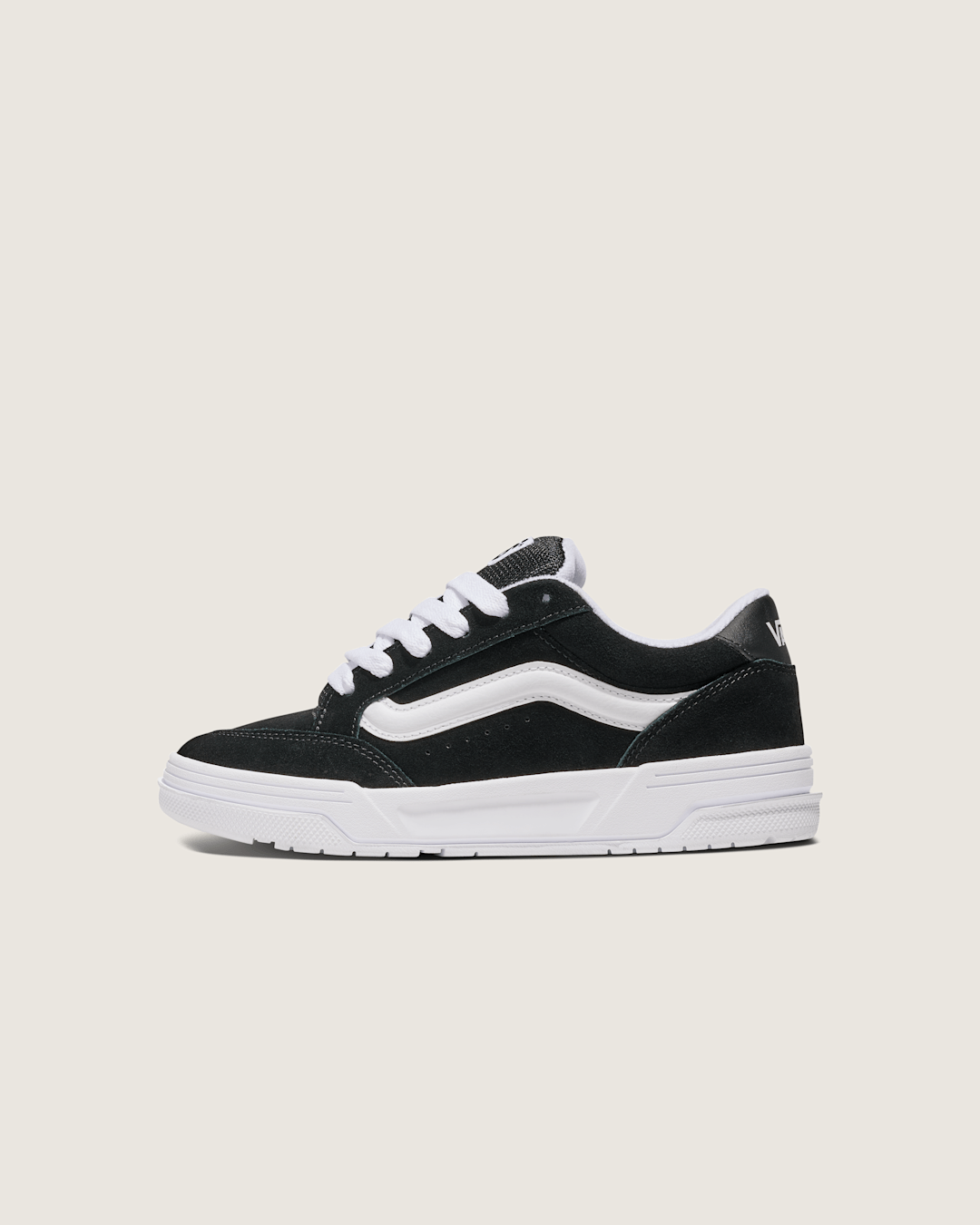Big Kids Hylane Shoe in Black | Vans near me