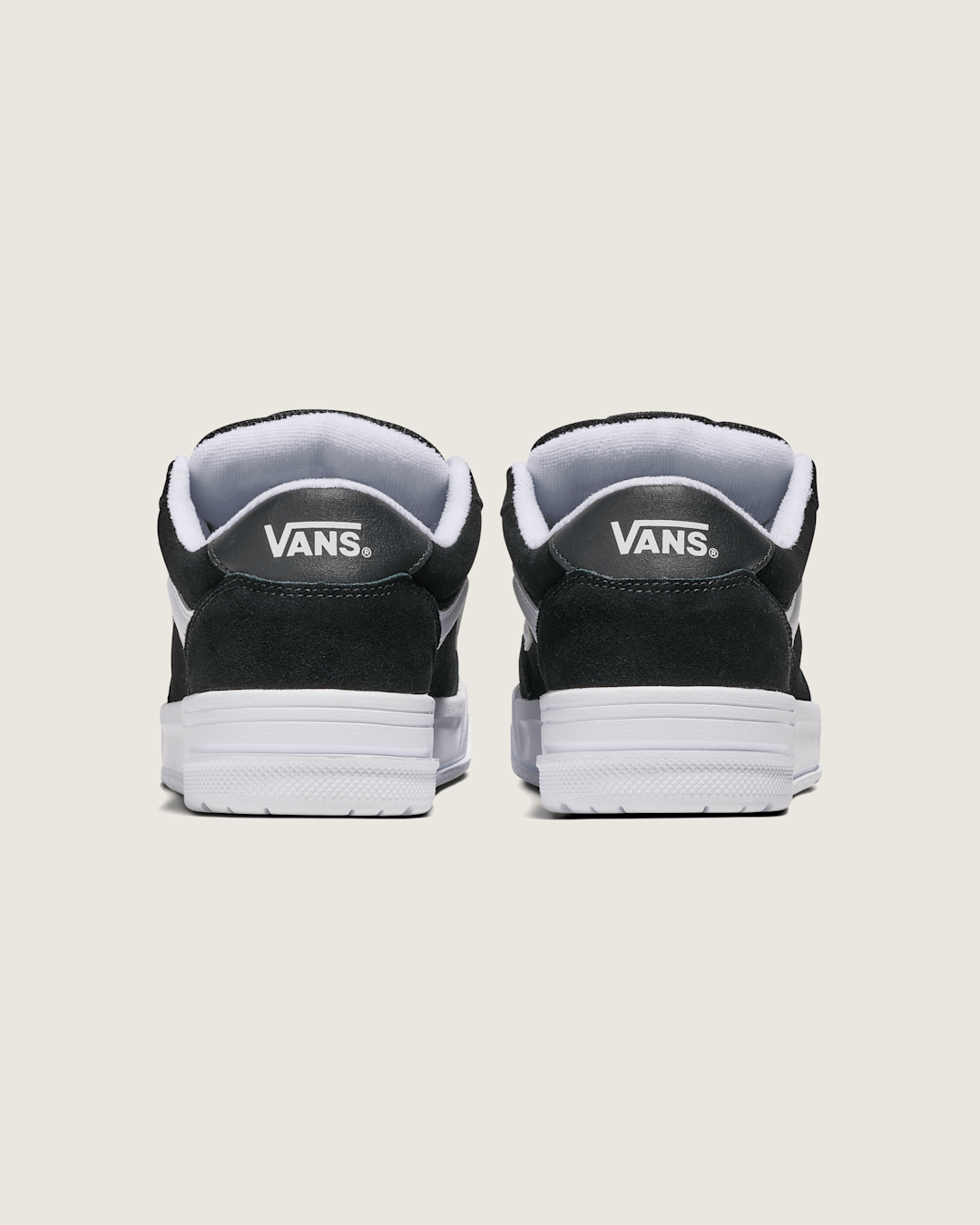Big Kids Hylane Shoe in Black | Vans near me