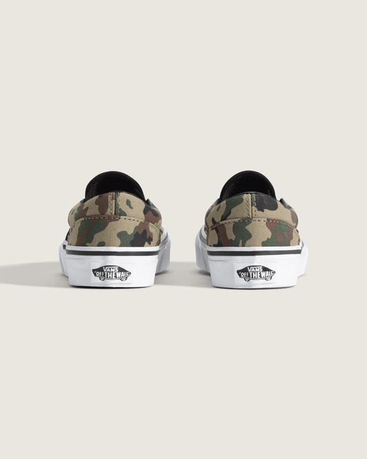 Little Kids Classic Slip-On Shoe in Camo Black / Green | Vans outlet