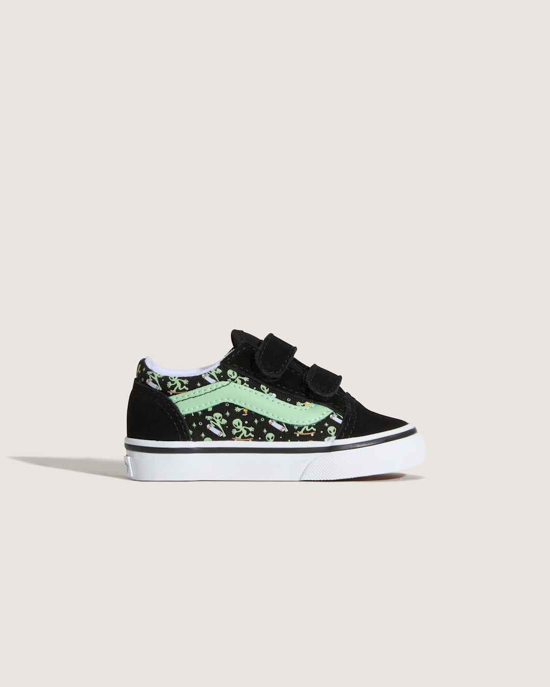 Toddler Old Skool V Shoe in Black / Green | Vans sale