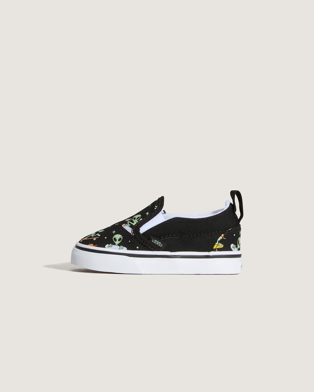 Toddler Classic Slip-On V Shoe in Black / Green | Vans online