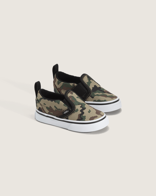 Toddler Classic Slip-On V Shoe in Camo Black / Green | Vans sale
