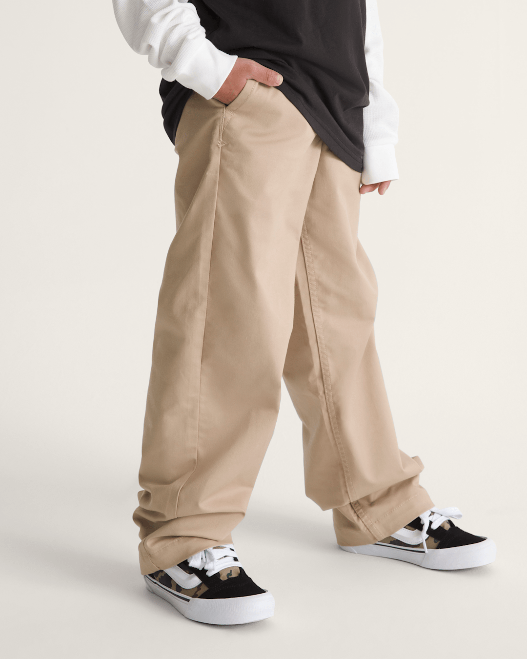 Kids Authentic Chino Loose Pant in Incense Brown | Vans online