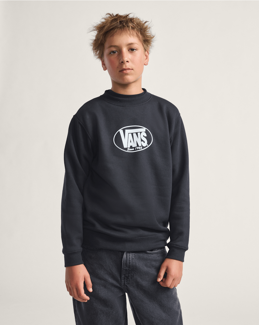 Kids Classic Oval Crew Sweatshirt in Black | Vans on sale