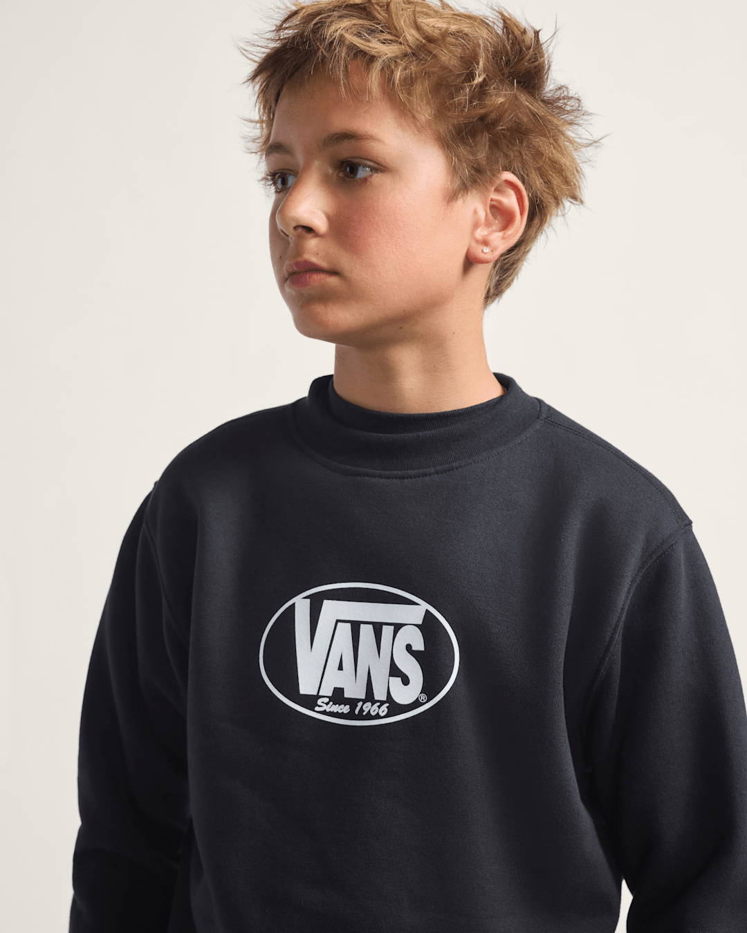 Kids Classic Oval Crew Sweatshirt in Black | Vans on sale
